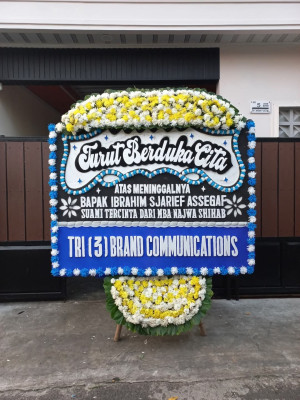 Papan Bunga Duka di Empangsari